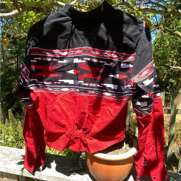 Red and black tassled rodeo top - Picture 3 of 4